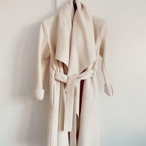 Harris Wharf London - Draped Ivory Wool Coat